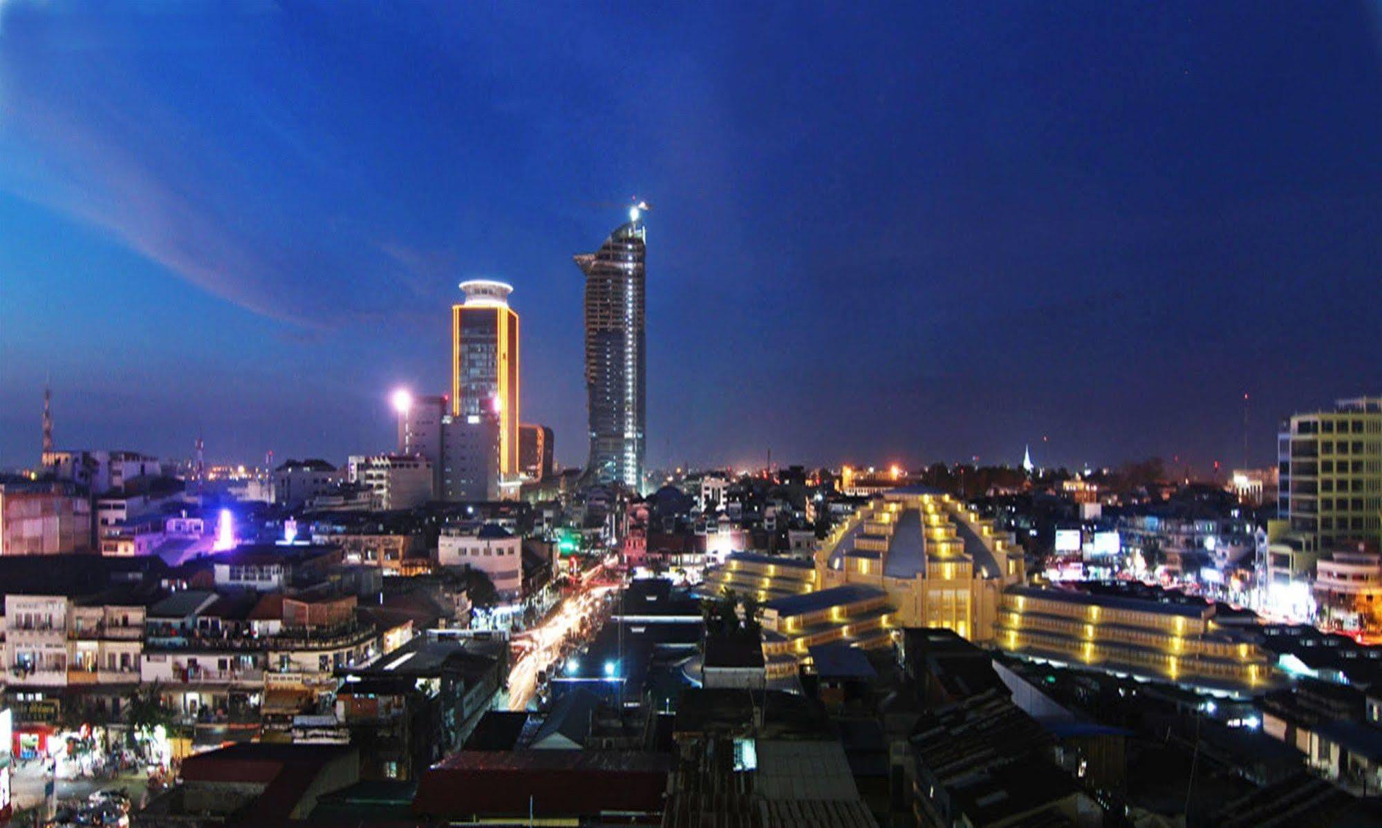 Arunreas Hotel Phnom Penh Extérieur photo
